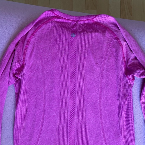 Lululemon Swiftly Tech Hot Pink - Picture 4 of 5